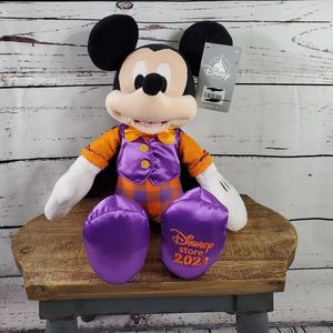DISNEY STORE 2021 Halloween Mickey Mouse 16" Plush With Vest and Cape NWT